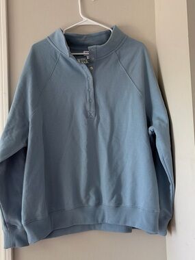 PARKE by Target Light Blue Knit Top - Soft Crewneck